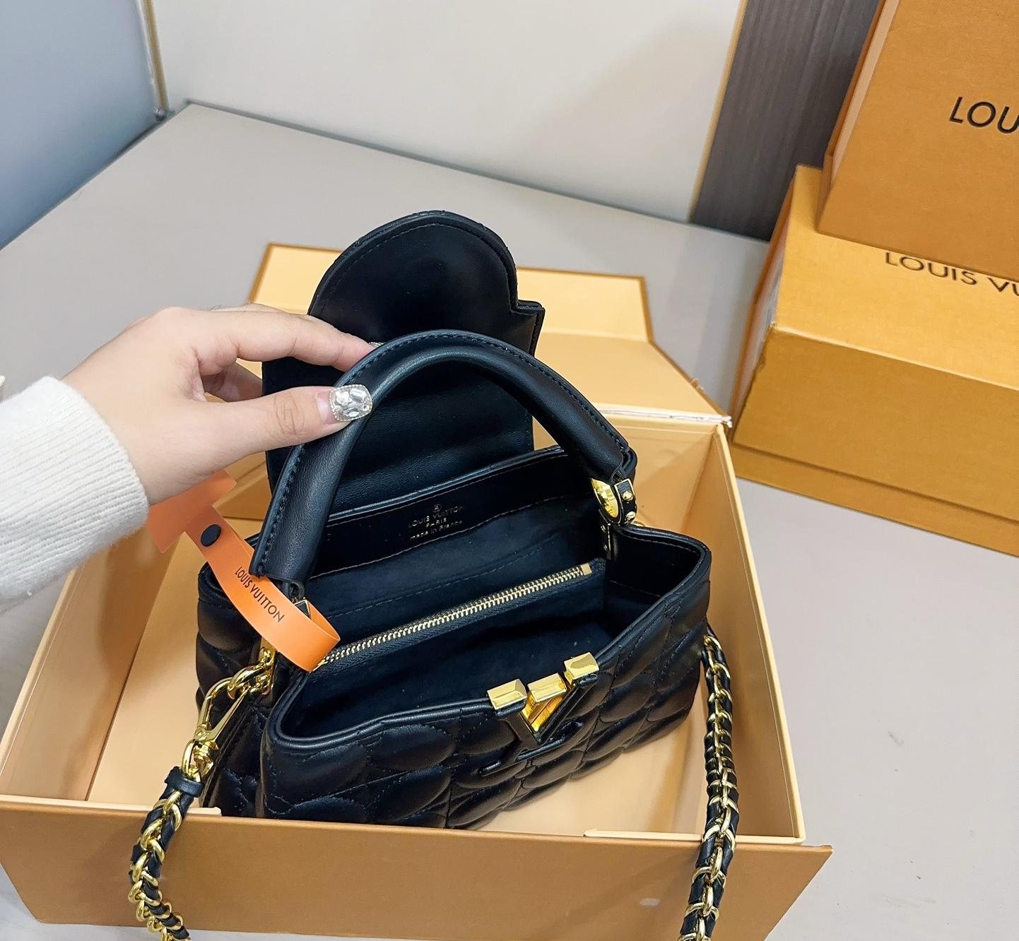 【ルイヴィトン】☆CAPUCINES|高級感溢れる刺繍デザイン、エレガントに決まる♪今すぐゲット!