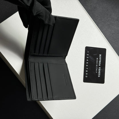 【ボッテガヴェネタ】黒カセット 二つ折り 財布☆超人気☆