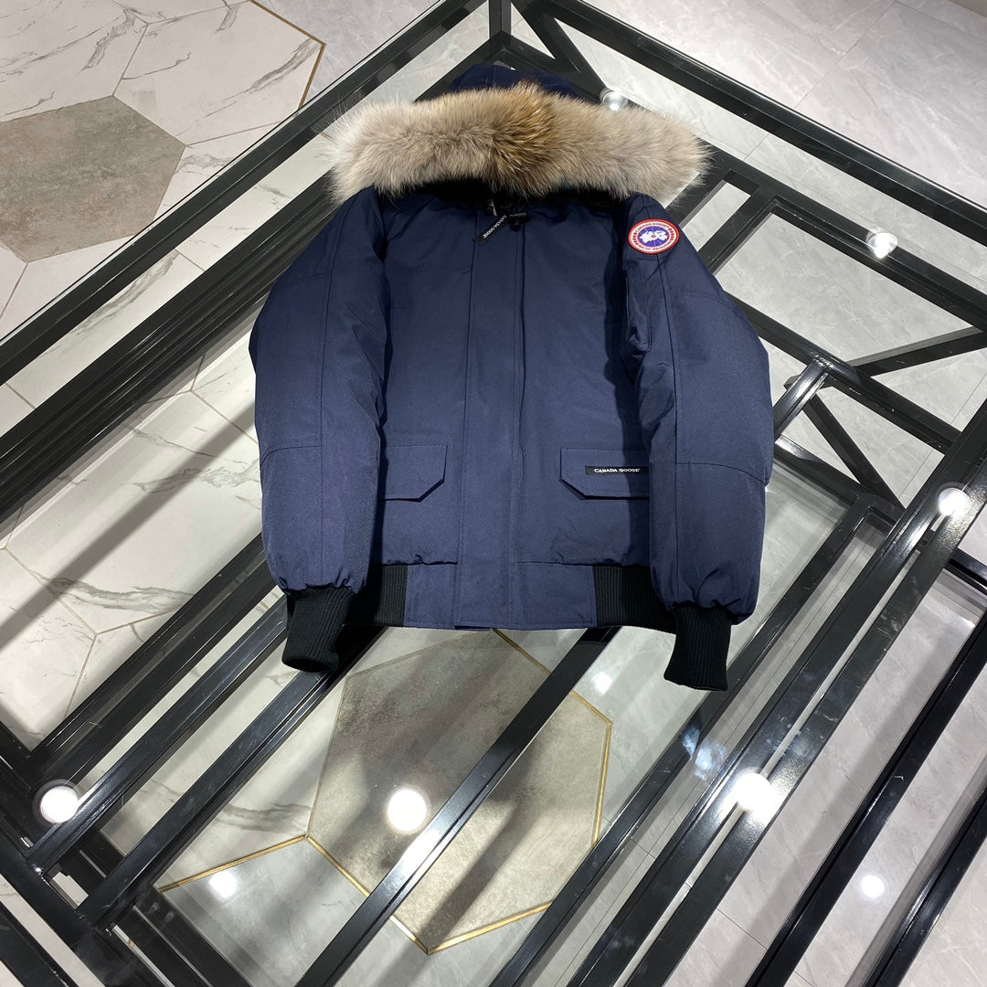 【カナダグース】女性と男性★ショート丈可愛い★Chilliwack Bomberチリワック6色