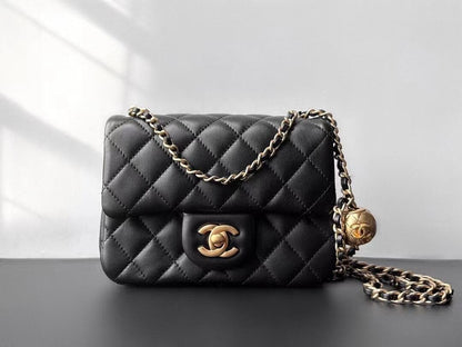 【シャネル】新作♪大人気の斜め掛け♡Flap Bag Gold Ball-選べる4色