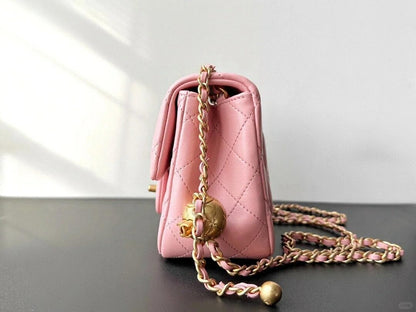 【シャネル】新作♪大人気の斜め掛け♡Flap Bag Gold Ball-選べる4色