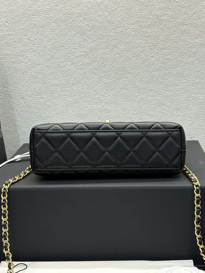 【シャネル】2wayで楽しめる♪チェーン付きミニバッグ  ケリー