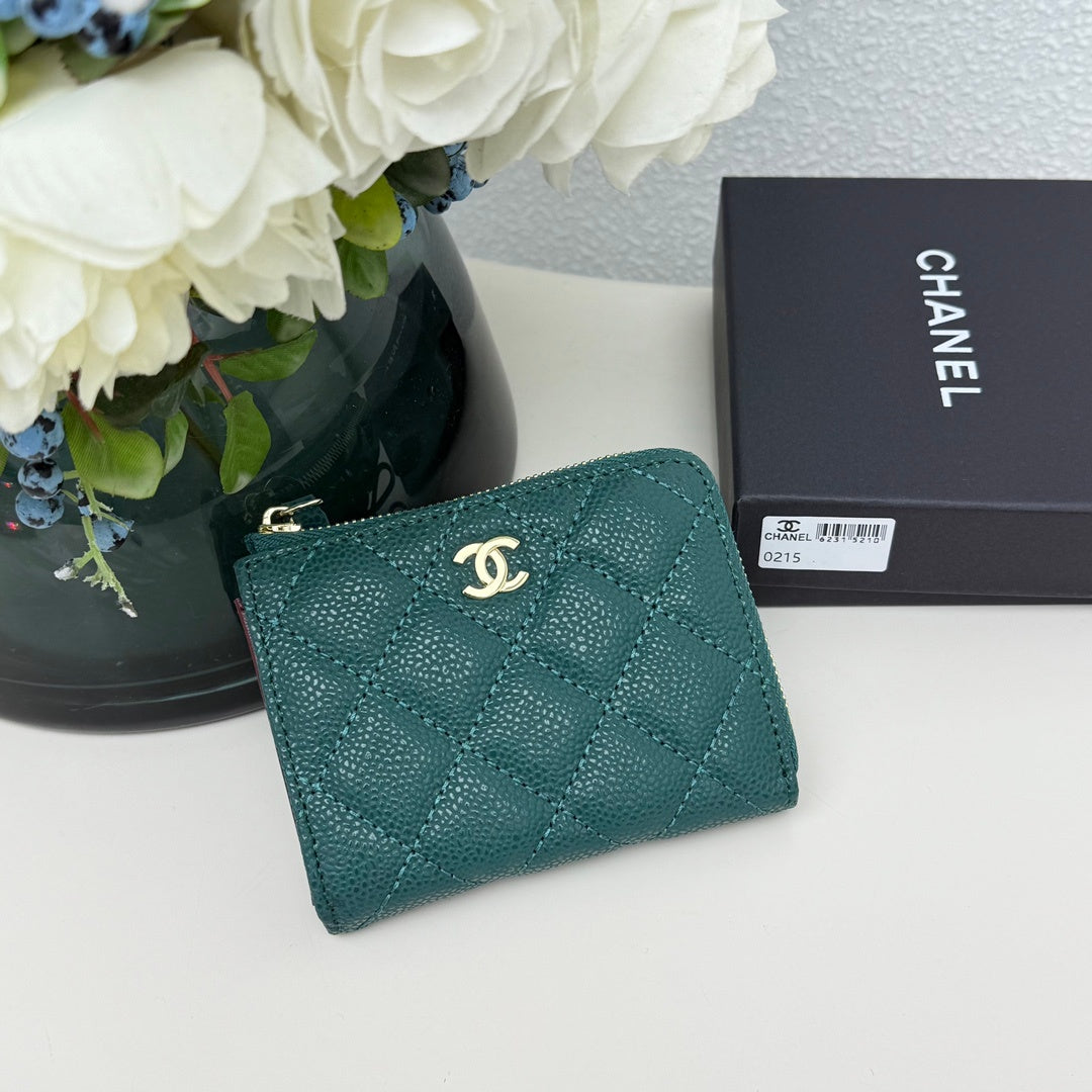 【シャネル】使いやすさ抜群！クラシック ジップ コインパース