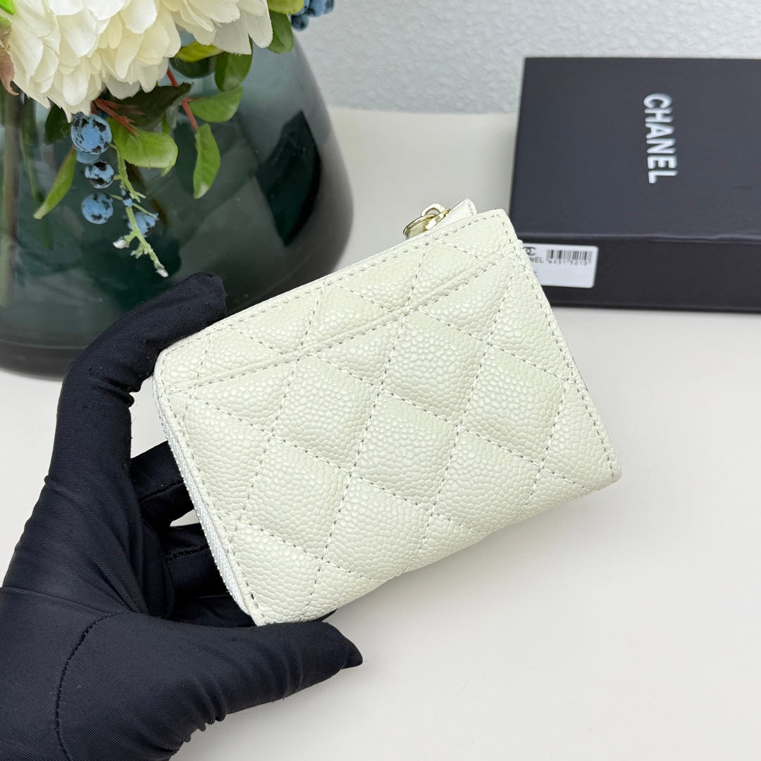 【シャネル】使いやすさ抜群！クラシック ジップ コインパース