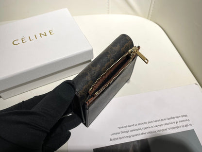 【セリーヌ】大人気 三折財布どんなシーンでも大活躍 実用性抜群の一品！