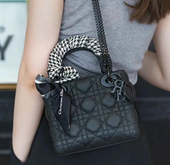 【ディオール】入手困難★マットブラックが超かっこいい★ミニバッグ