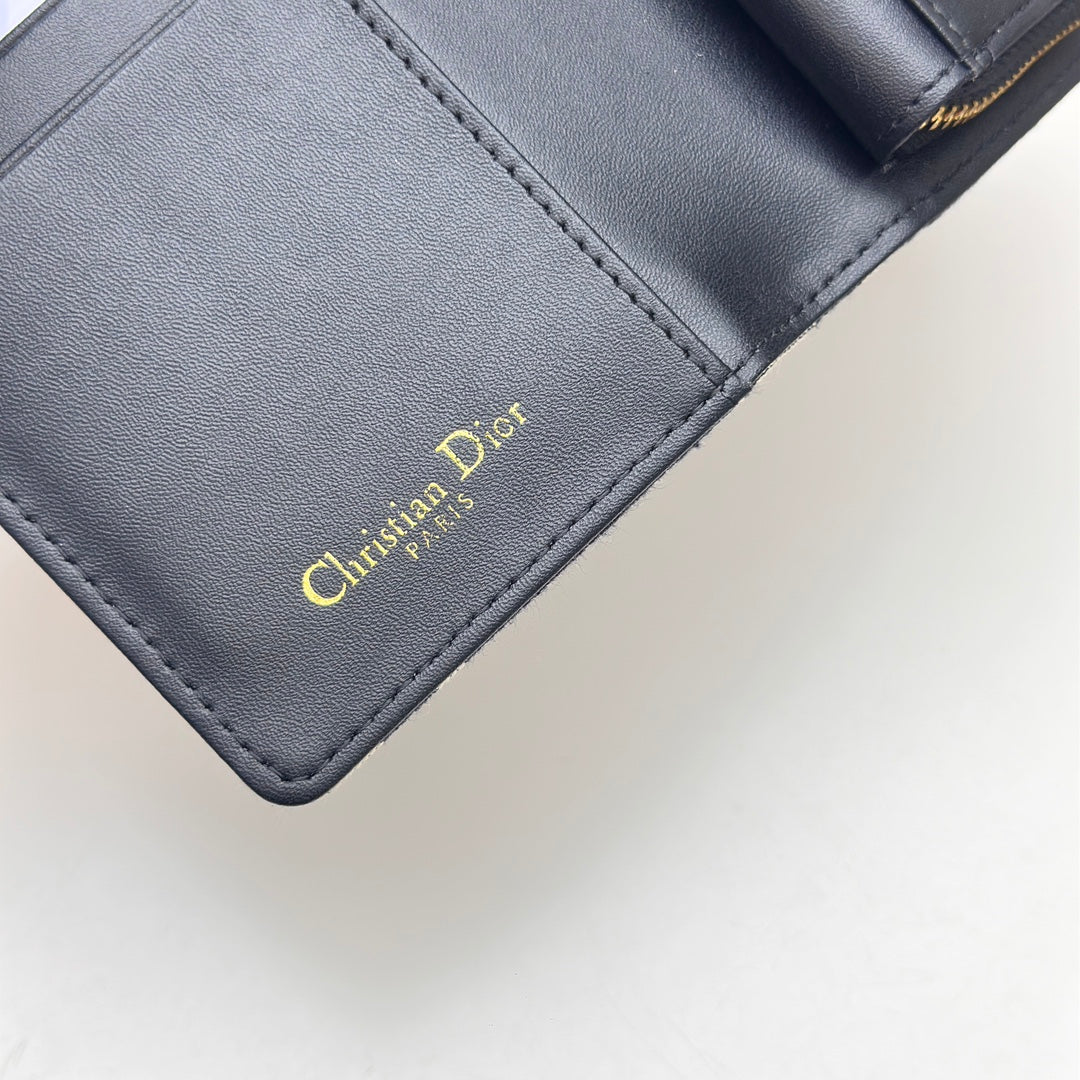 【ディオール】大人気ミニウォレット 2025年大人気 早い者勝ち