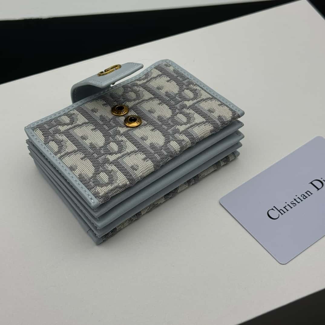 【ディオール】 30 MONTAIGNE 5-GUSSET カードホルダー数量限定 完売必至
