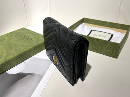 【グッチ】大人気 2色 折りたたみ財布 実用性抜群の一品！