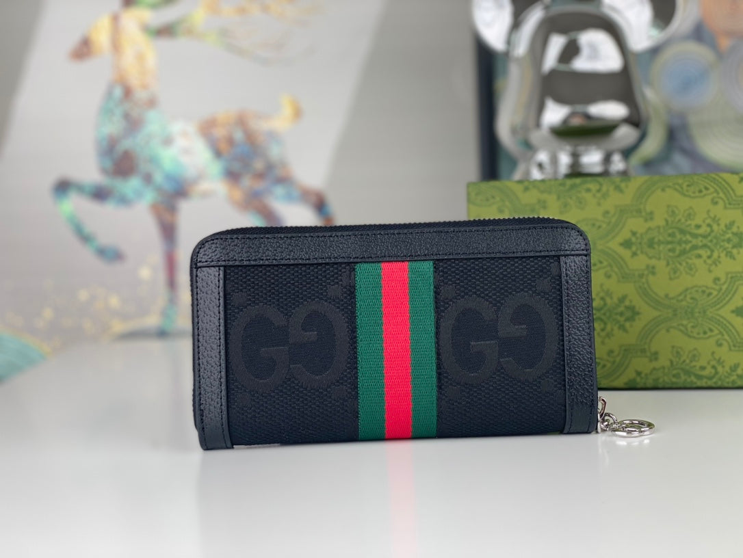 【グッチ】大人気のロングファスナー財布、実用性も抜群！