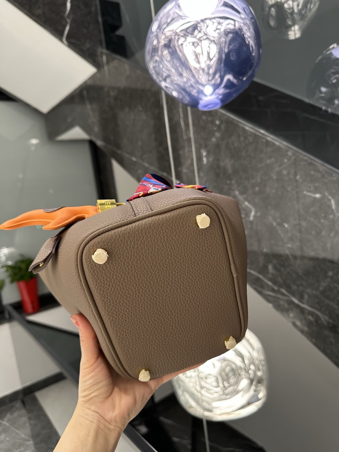 【エルメス】入手困難なピコタンロックPM18＋内袋＋ポニーペンダント＋スカーフ