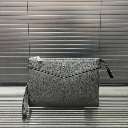 【エルメス】シンプルでエレガント ブラックレザークラッチ 大人の男性に最適