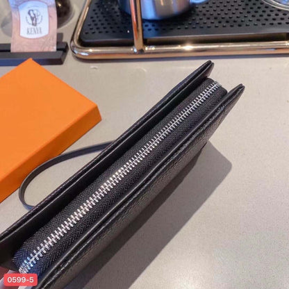 【エルメス】ブラックカーフの多機能財布 使いやすさ抜群 春夏新作