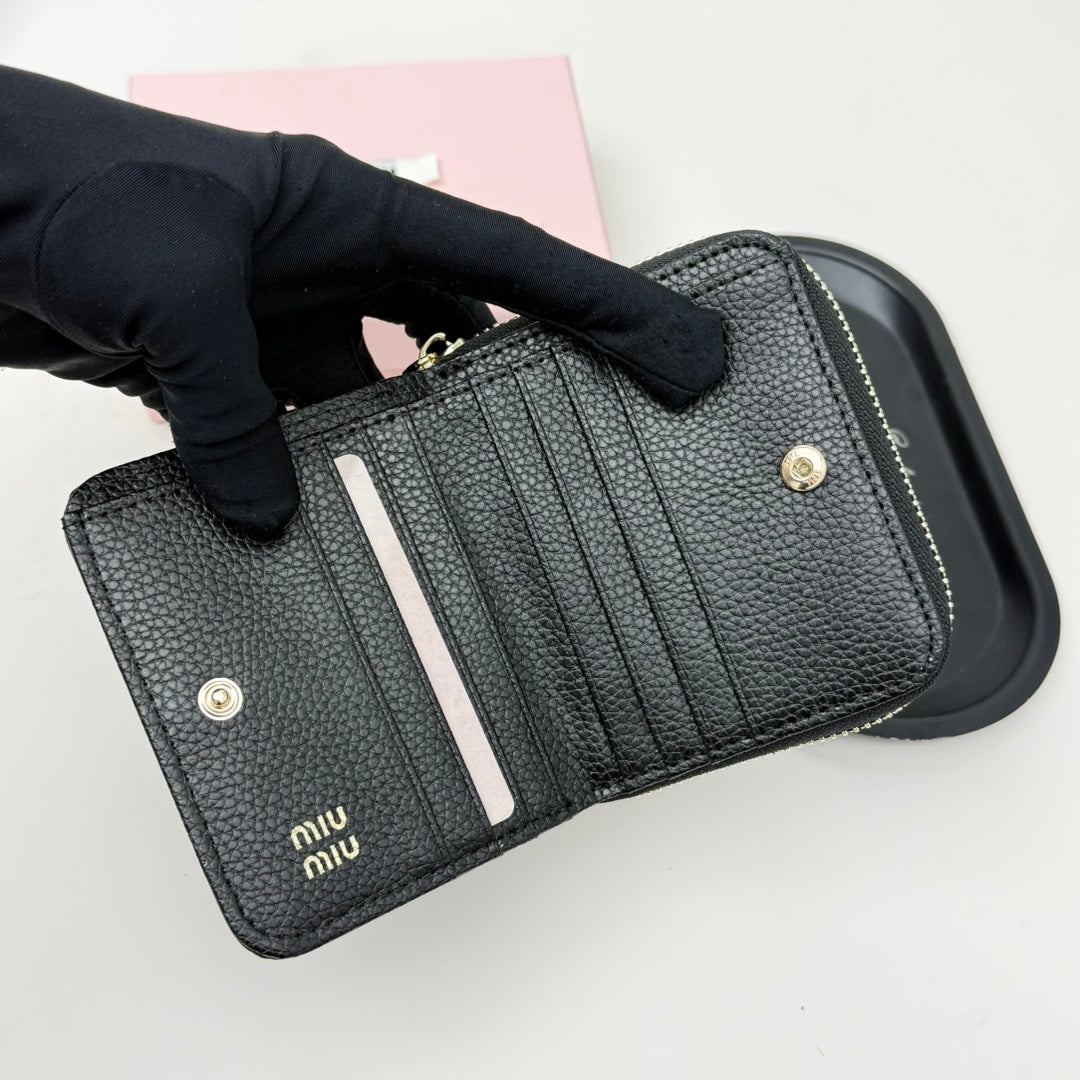 【ミュウミュウ】2色ギフトにも*送料込☆ 小さな中に大きな収納力