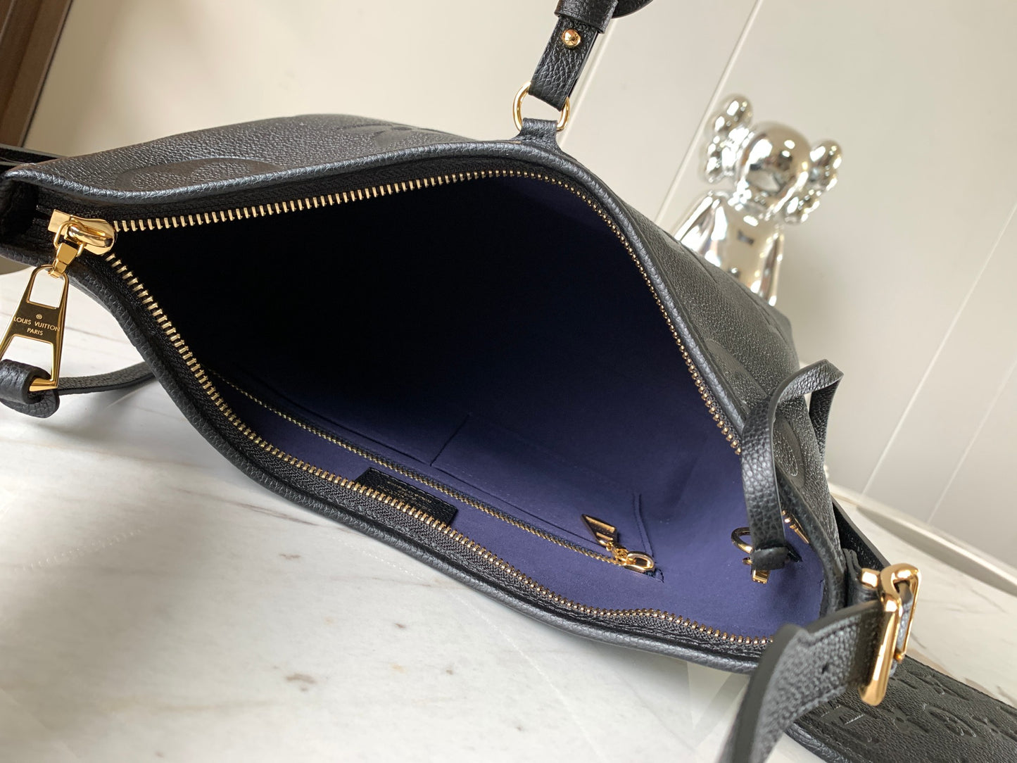 【ルイヴィトン】関税送料込み♢Carryall PM｜コンパクトながら肩背・斜挎対応！