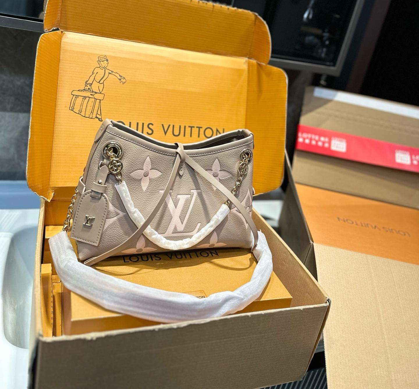 【ルイヴィトン】♢キャリーオール｜三色展開、優雅で存在感抜群♪最速発送中