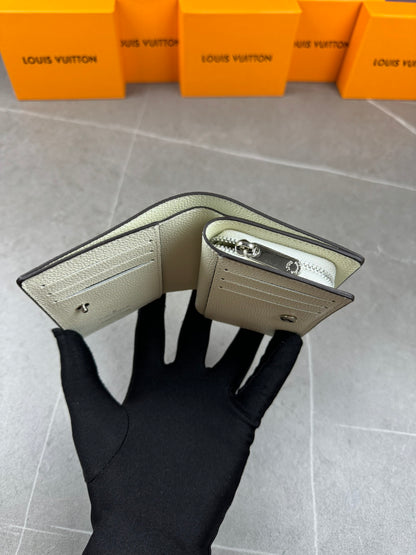 【ルイ・ヴィトン】大人気Cléaシリーズ 短財布 柔らかな牛革