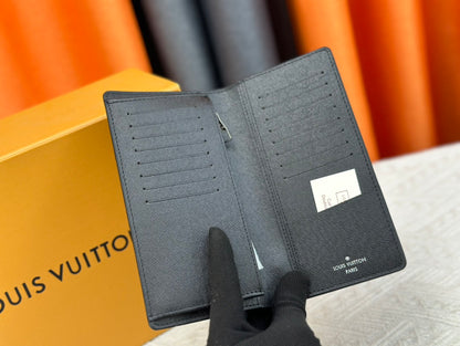 【ルイ・ヴィトン】Brazzaシリーズ 長財布｜上質な素材で魅せる大人の逸品！