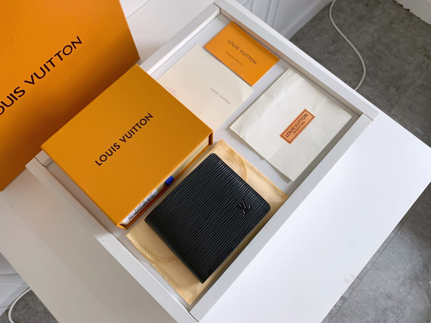 【ルイ・ヴィトン】大人気☆ショートウォレット｜コンパクトで収納便利！