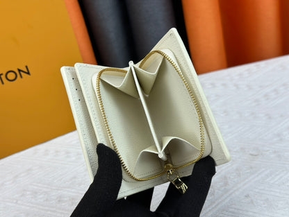 【ルイヴィトン】シンプルで上品なミニ財布 限定販売中