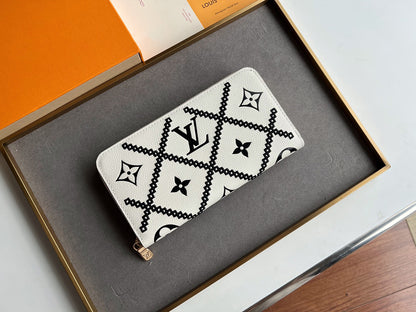 【ルイヴィトン】開閉式で機能性に優れた ジッピー・ウォレット