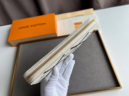 【ルイヴィトン】開閉式で機能性に優れた ジッピー・ウォレット