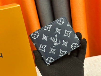 【ルイヴィトン】モノグラムシャドウ 長財布と短財布 機能性と高級感を両立