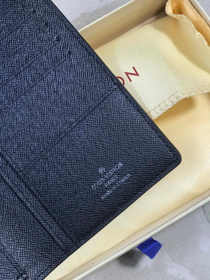 【ルイヴィトン】プレゼントに最適 長財布ブラッザ M61697