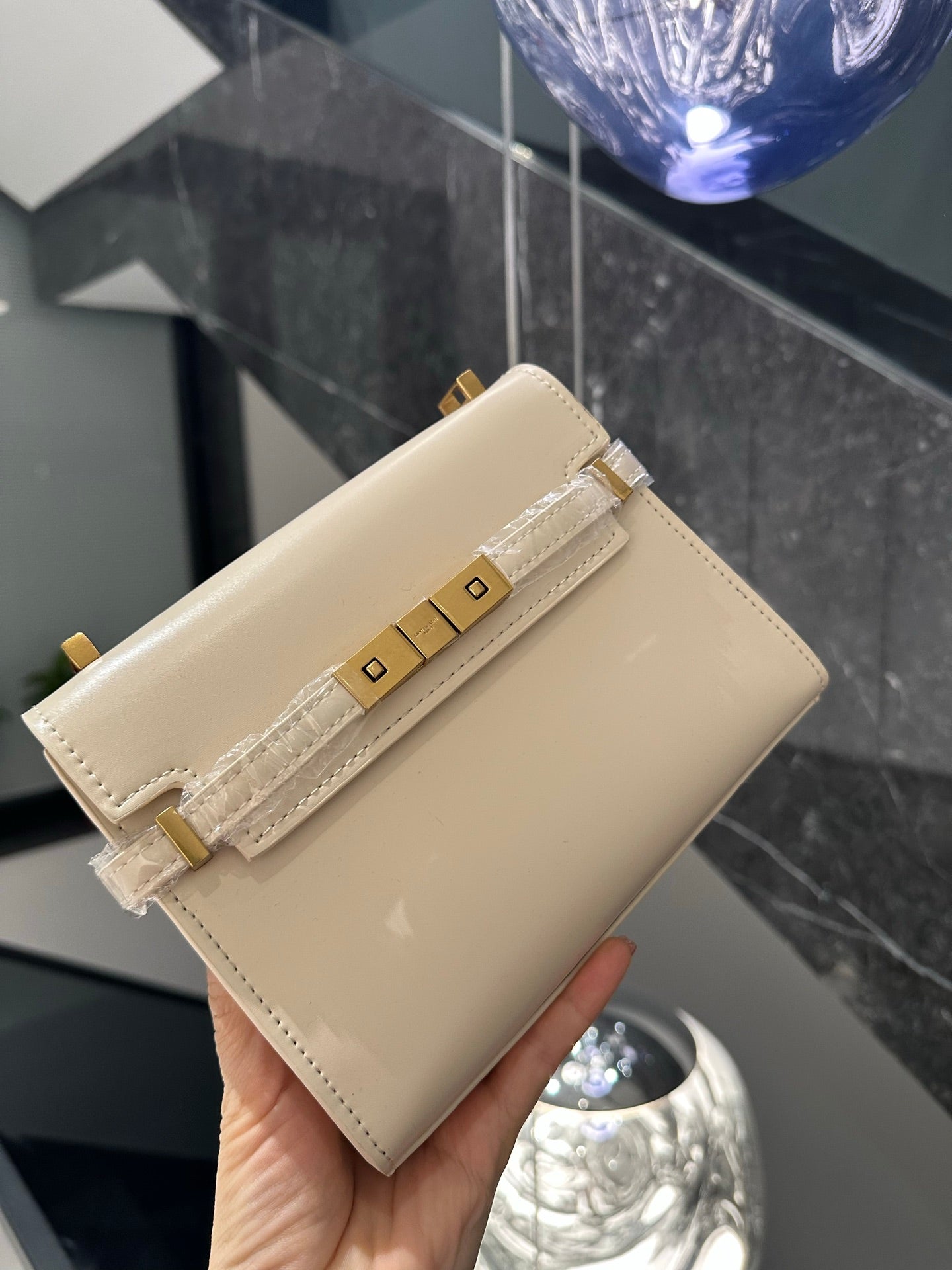 【サンローラン】大人気☆マンハッタン ミニ ショルダーバッグ