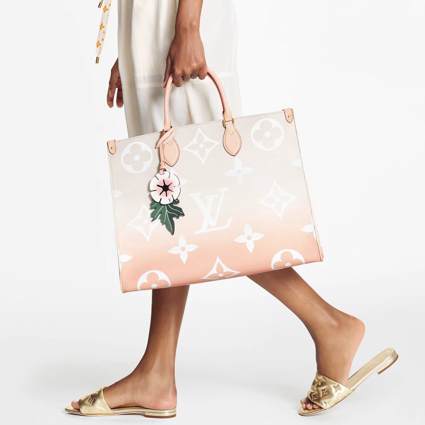 【ルイヴィトン】夏の新作●限定 グラデーション オンザゴー MM バッグ -3色